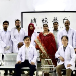 Chinese Doctor Uses Acupuncture to Treat Patients in Pakistan for 30 Years